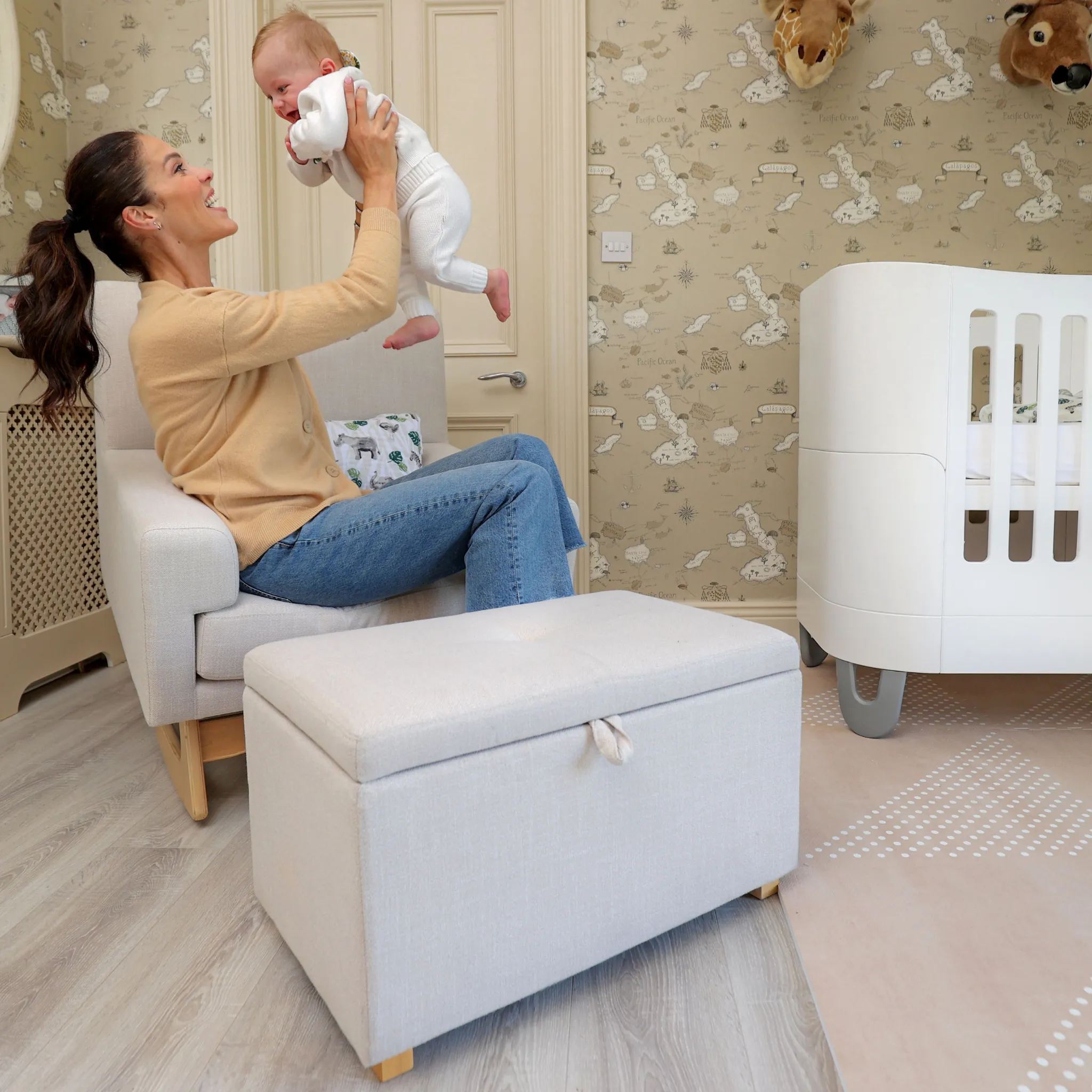 Gaia Baby | Serena Rocking & Nursing Chair